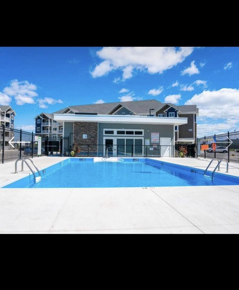 375 Bridge Lake Drive ##112 - Photo 3 of 9