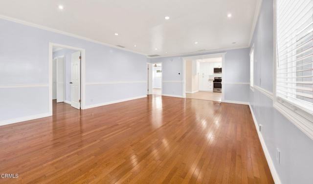 3330 Thorpe Ave - Photo 2 of 8