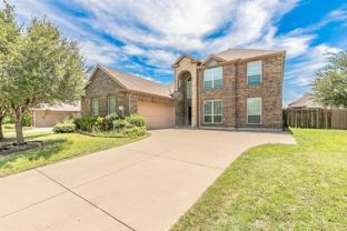 210 Warbler Dr - Photo 1 of 1