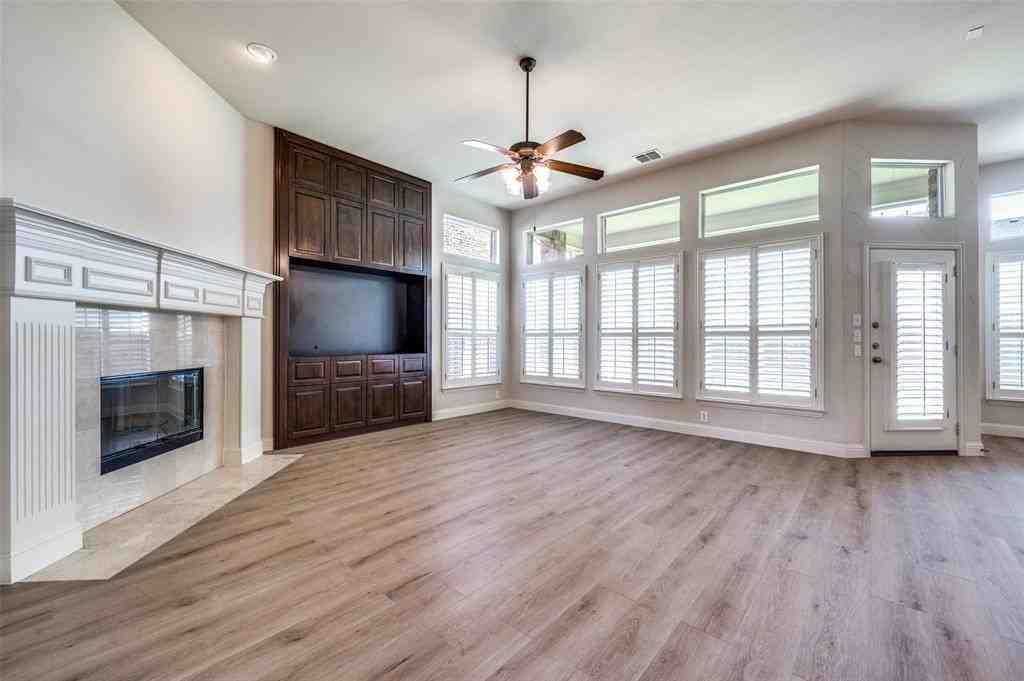 4171 Bal Harbour Ln - Photo 4 of 12