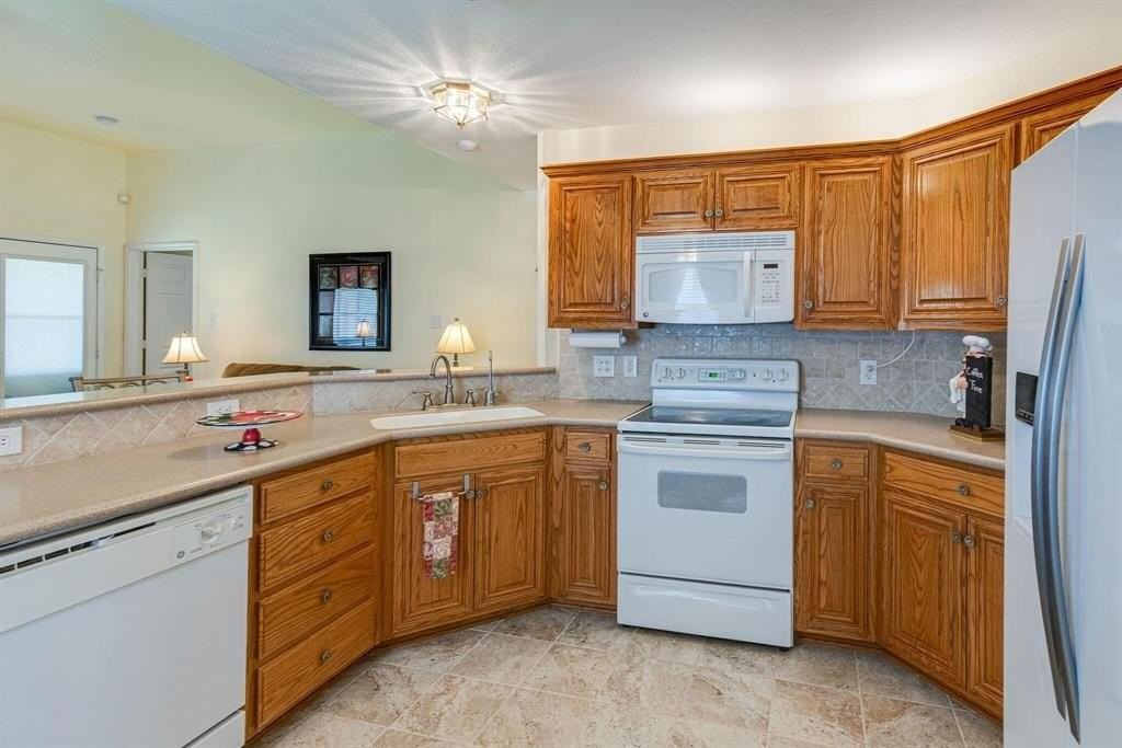 4940 Diamond Trace Trail - Photo 2 of 9