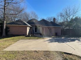 604 N Chattey Rd - Photo 1 of 1
