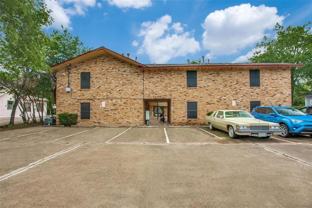 1108 N Elm St #3 - Photo 1 of 1