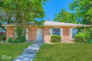 9117 Fairmont Cir - Photo 1 of 1