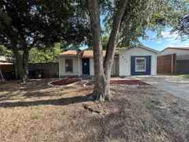 7012 Newberry Ct E - Photo 1 of 1