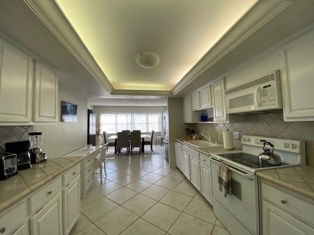 1800 S Ocean Blvd #408 - Photo 5 of 27