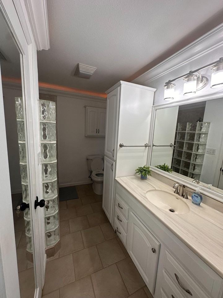 Sw Monroe Cir N - Photo 7 of 9