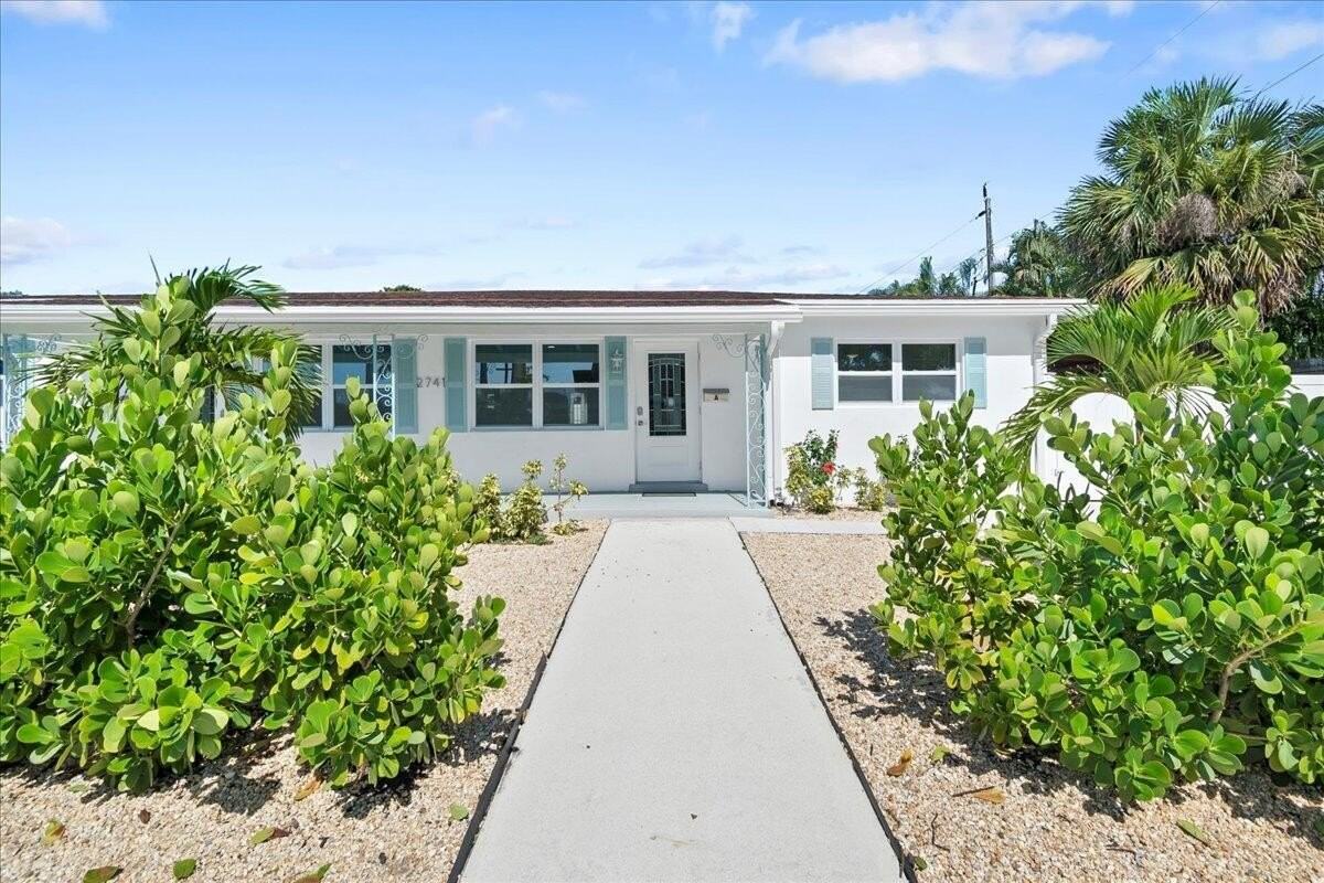 2741 Parker Ave #A - Photo 3 of 45