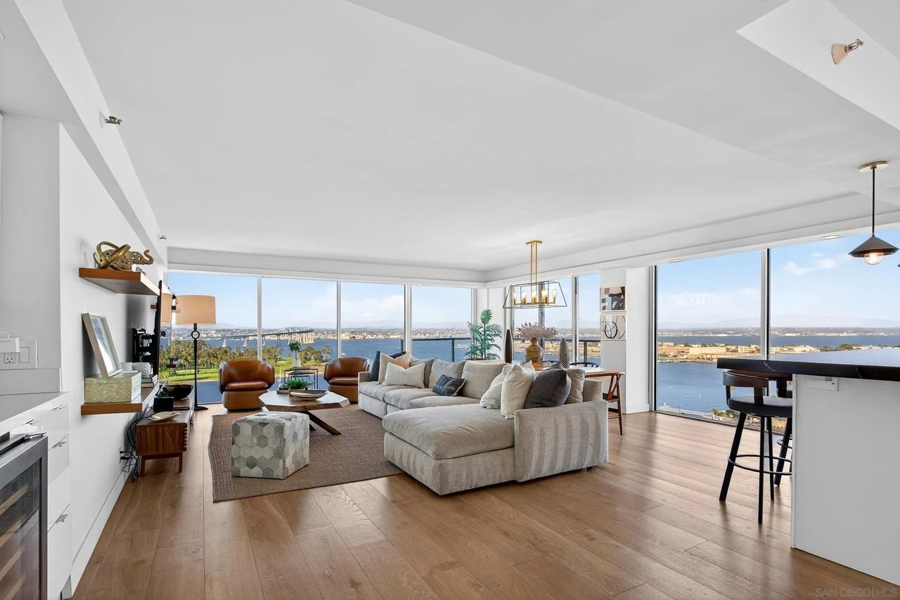 1810 Avenida Del Mundo Unit 1503 #1503 - Photo 4 of 50