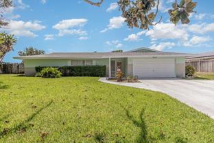 140 Teresa Ln - Photo 1 of 1