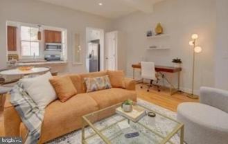 208 T St Ne #4 - Photo 1 of 1