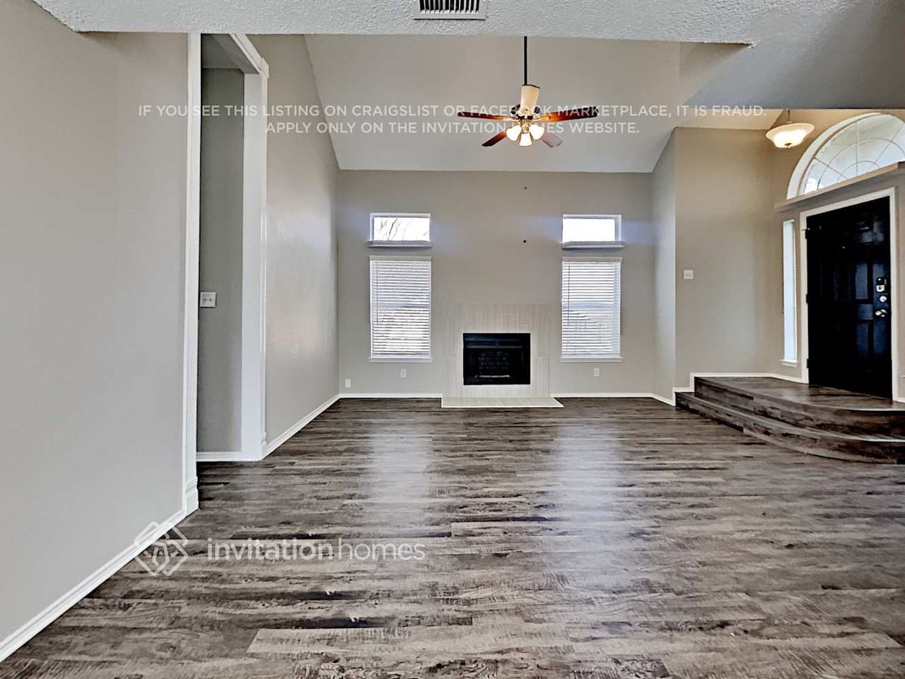 9218 Oak Hollow Dr - Photo 6 of 21