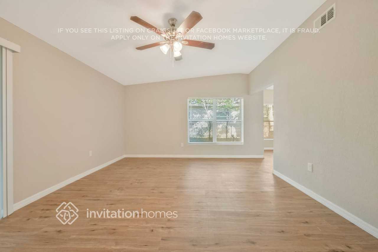 3916 Timber Trl - Photo 2 of 20