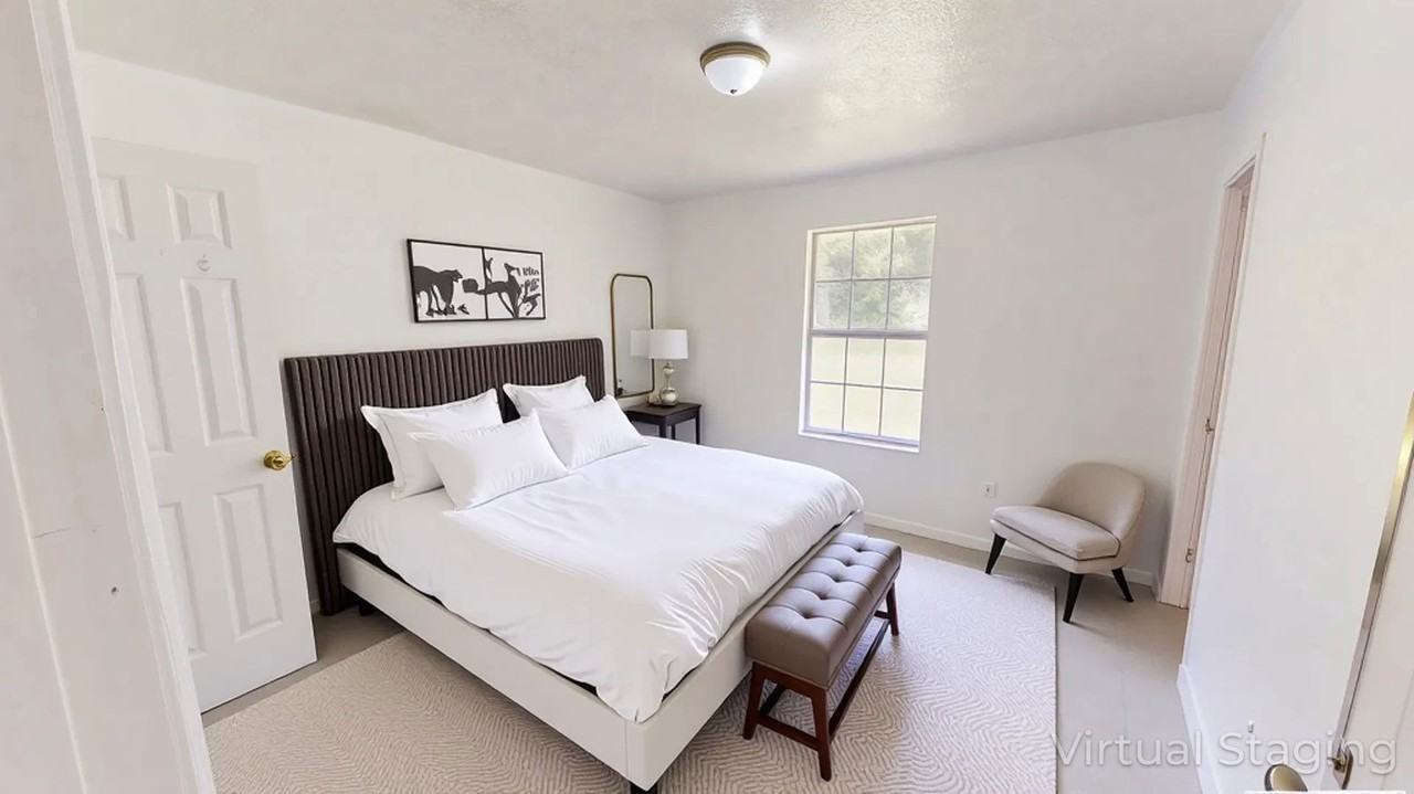 1112 Pinder Ln - Photo 4 of 8