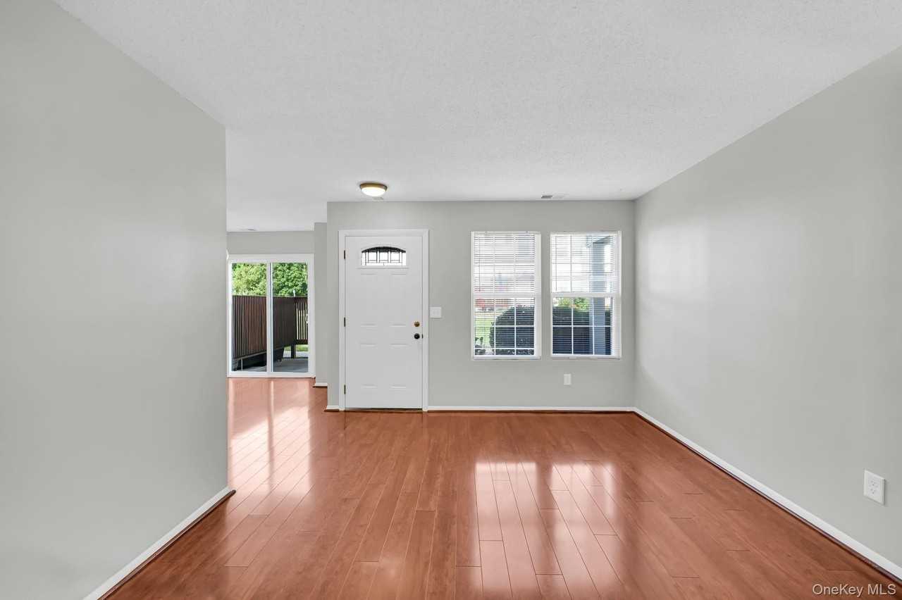 4706 Whispering Hills Drive - Photo 4 of 48