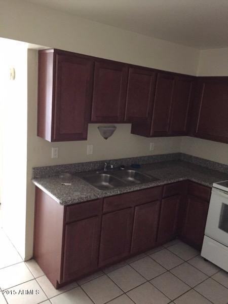 1332 E VISTA Avenue C - Photo 5 of 8