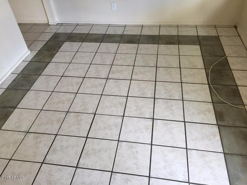 1332 E VISTA Avenue C - Photo 6 of 8