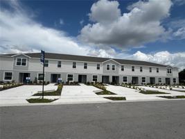 featured image of 325 Wharf Way