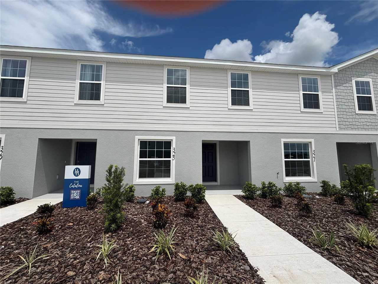 325 Wharf Way - Photo 3 of 35