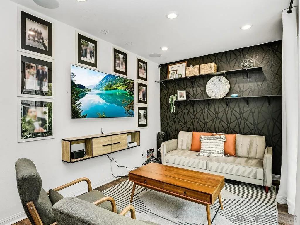 1824 Liquid Ln - Photo 4 of 38