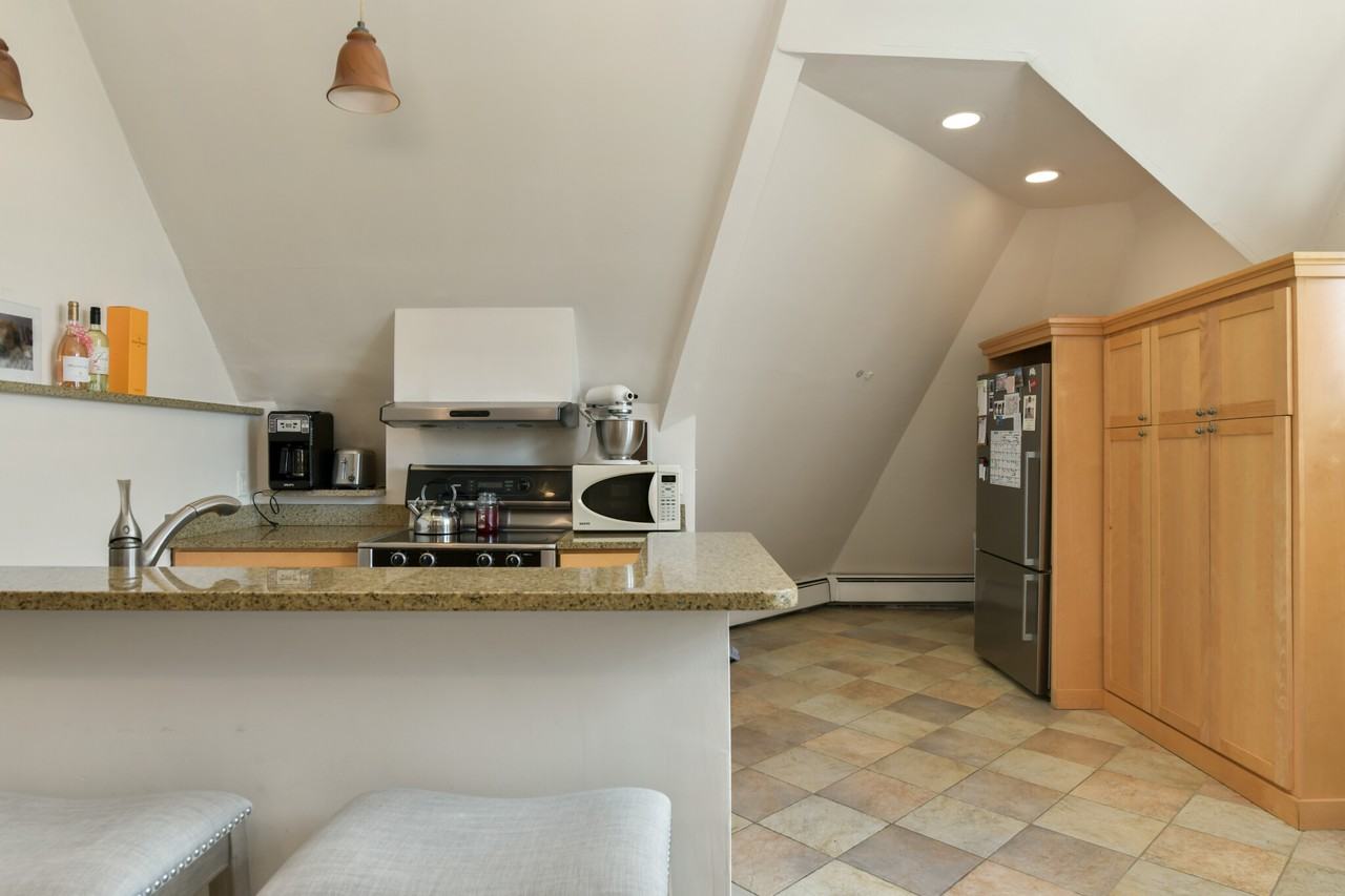 1774 Beacon St #6 - Photo 7 of 21