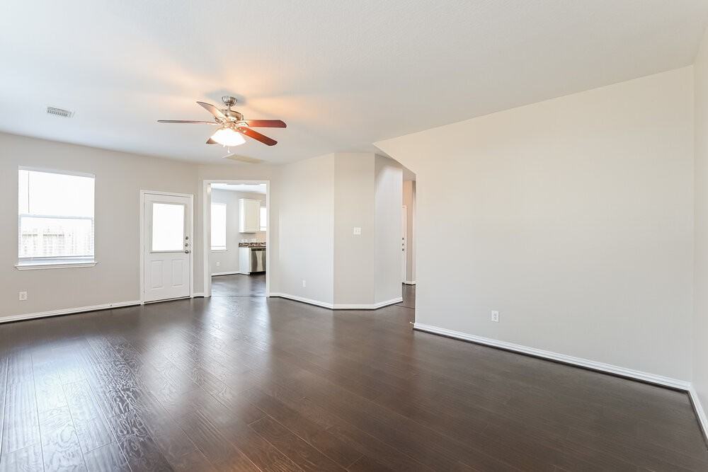 21323 Bella Dulce Ct - Photo 5 of 17