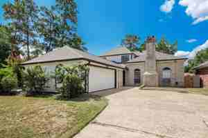 featured image of 20003 Atasca Villas Dr