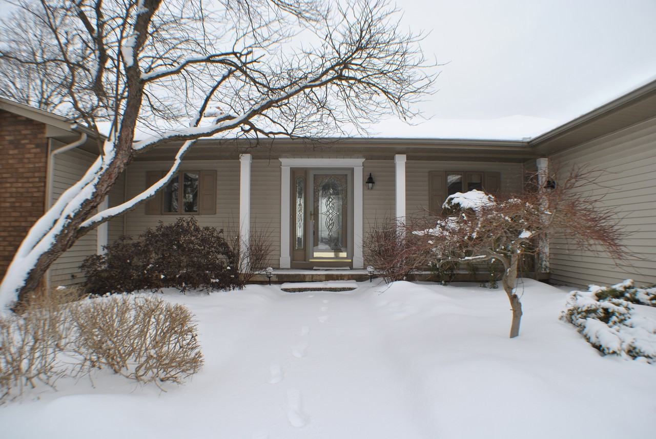 6244 Ivanrest Ave SW - Photo 3 of 41