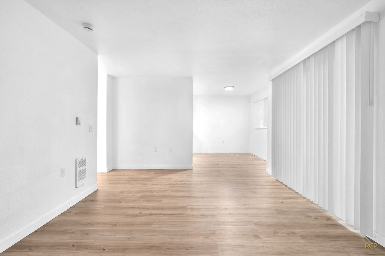 Bluebird Keizer - Photo 6 of 31