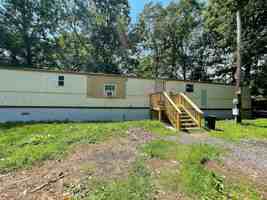 featured image of 7637 Joseph St