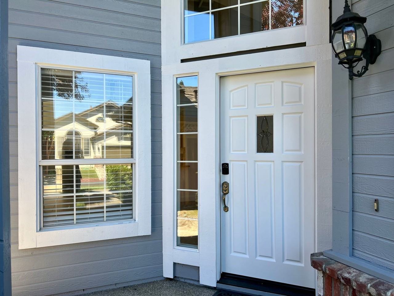 7113 Bayridge Ct - Photo 3 of 32