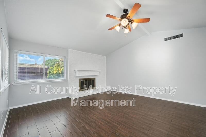 1808 Serenade Ln - Photo 3 of 20