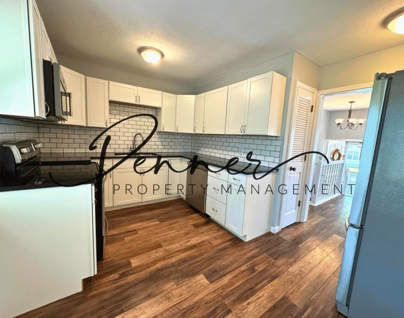 2917 Nw Bristol Ct - Photo 4 of 13