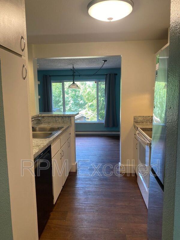 28418 16th Ave S #106 - Photo 5 of 20