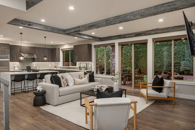 326 7th Ave S - Photo 2 of 36