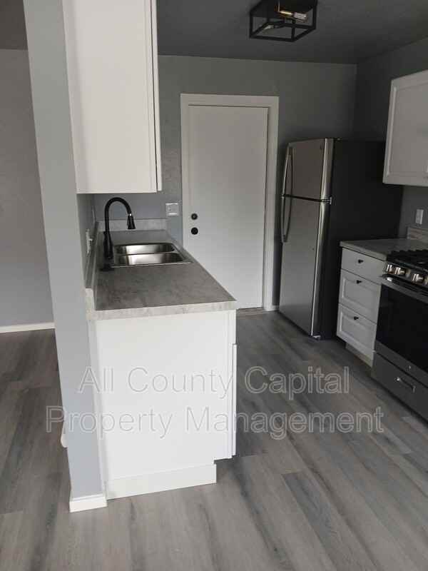 2009 Greenhill Dr - Photo 7 of 19