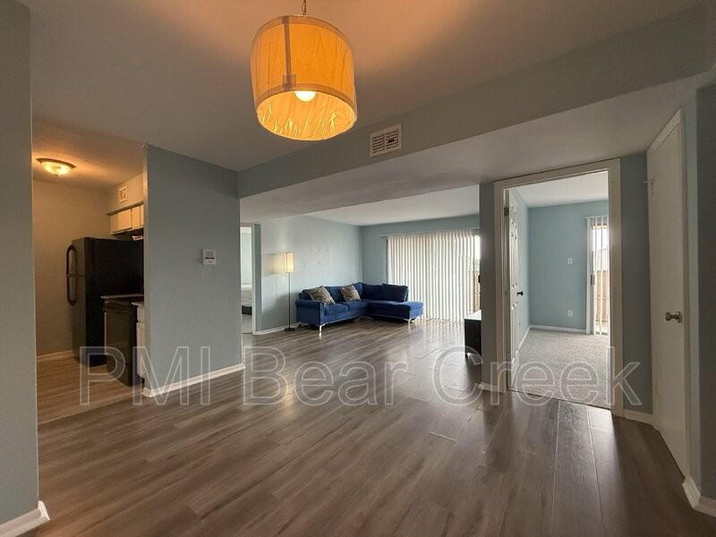 8523 Hearth Dr #35 - Photo 2 of 28