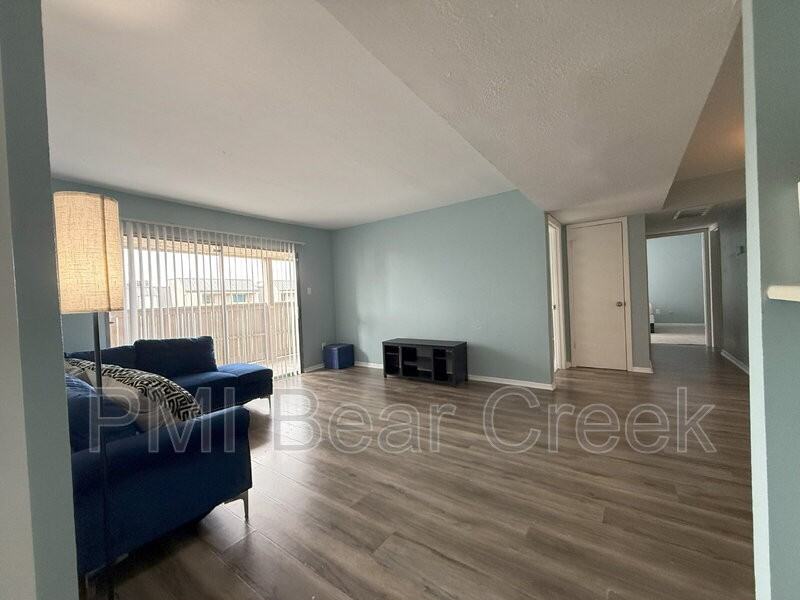 8523 Hearth Dr #35 - Photo 3 of 28