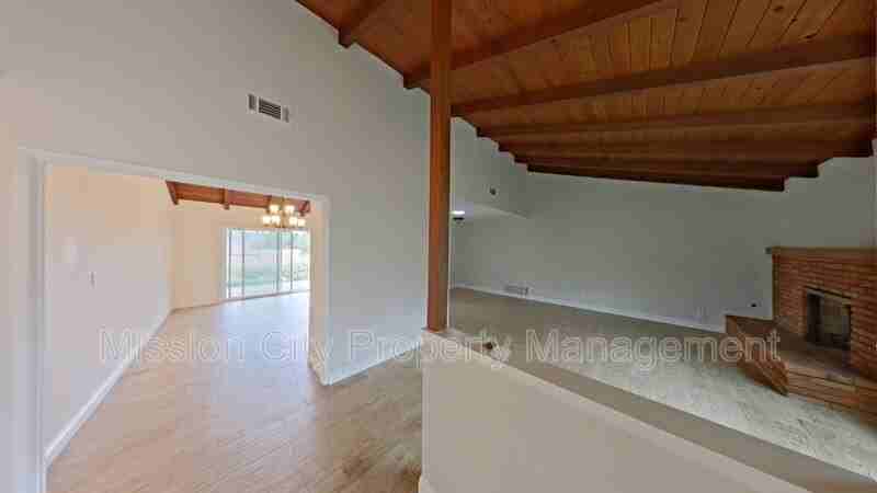 622 Pine Spring Ln - Photo 2 of 22