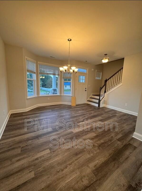 41 Snowmill Rd - Photo 6 of 21