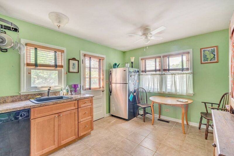 1212 Saint George Ave - Photo 7 of 13