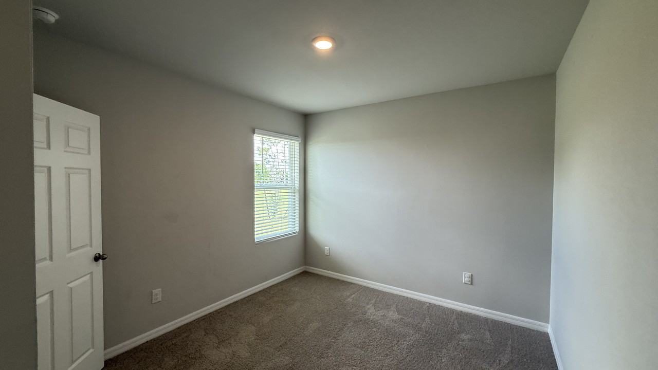 27131 Guapore Dr - Photo 6 of 21