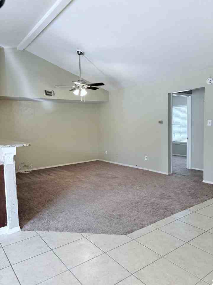 4616 Chapman St - Photo 2 of 20