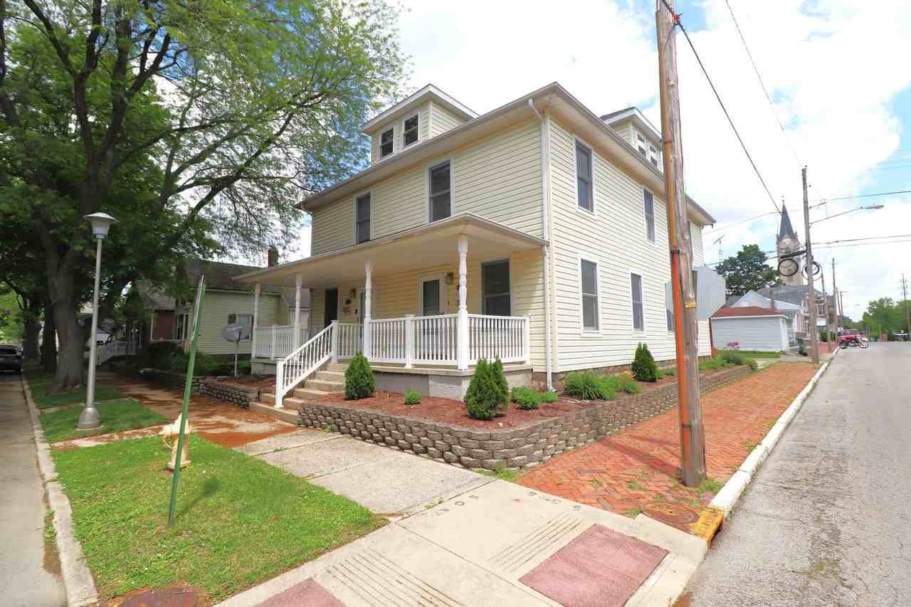 245 S 3Rd St - Photo 3 of 9