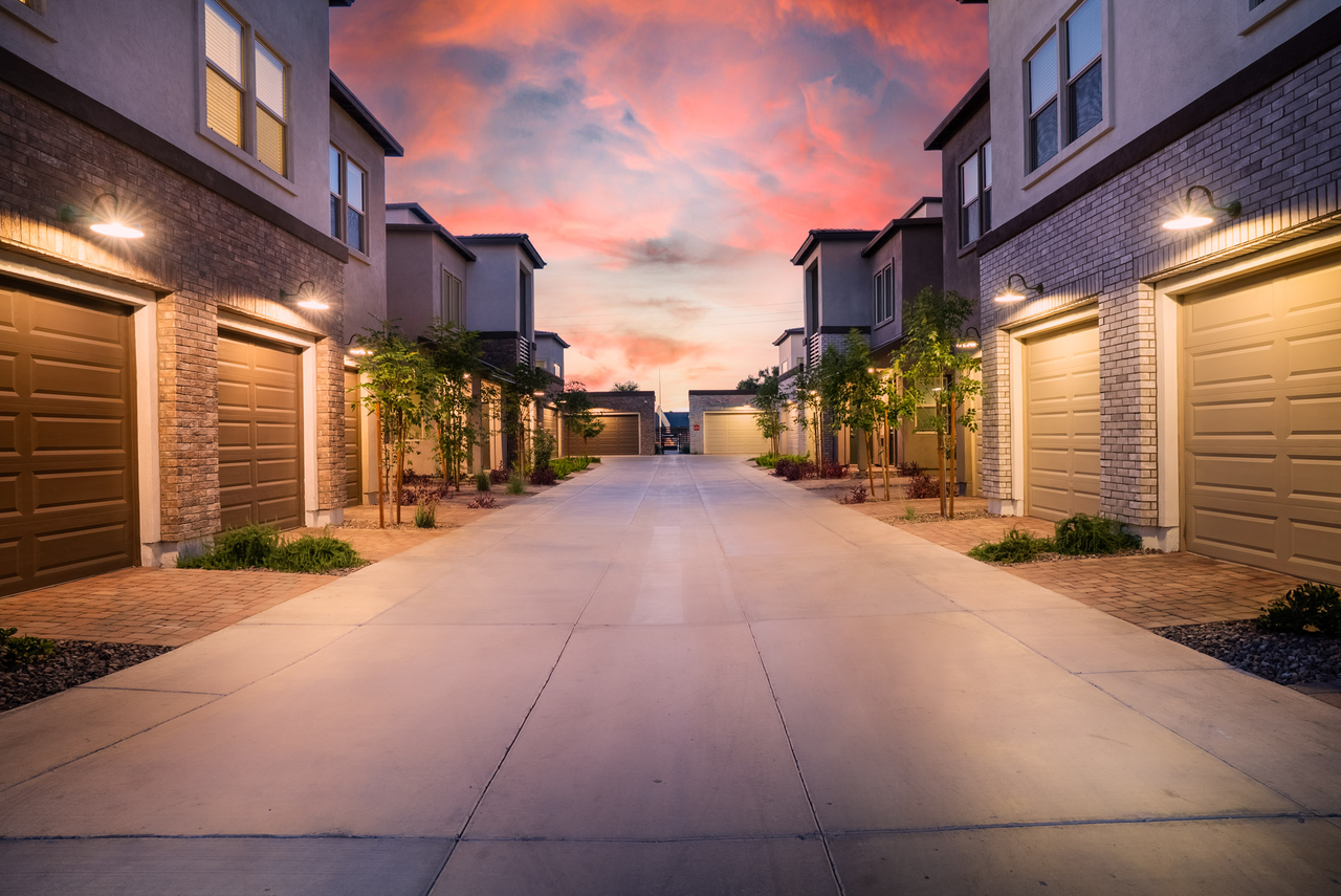 Bella Olivia - Photo 6 of 36