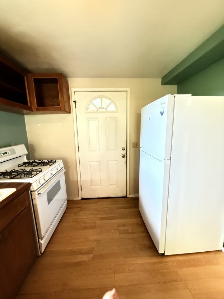 Walua Rd #A - Photo 4 of 7