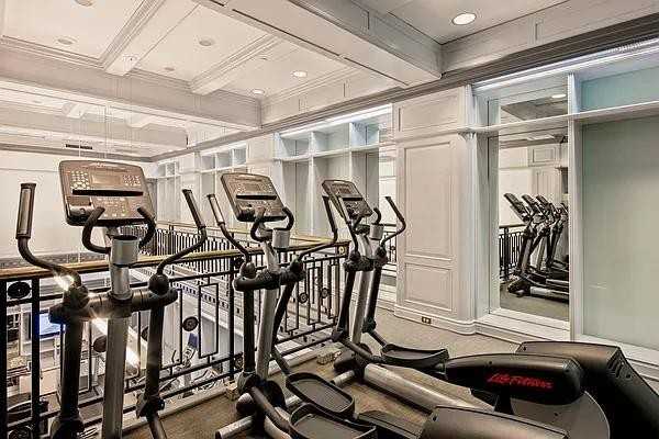 Maiden Ln #1508 - Photo 7 of 11