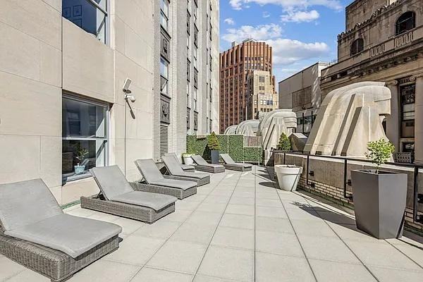 Exchange Pl #1025 - Photo 5 of 9