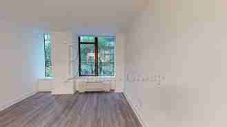 10 Hanover Sq #2P - Photo 1 of 1