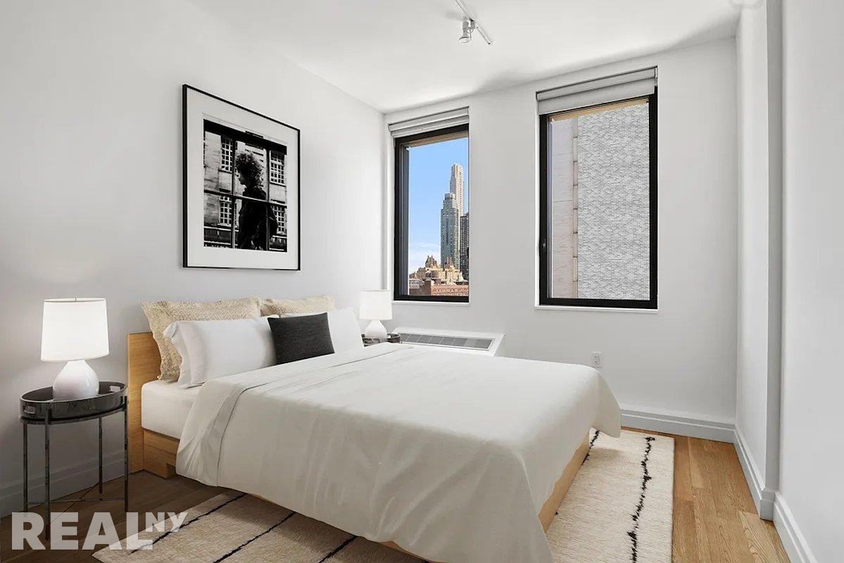 W 54th St #22F - Photo 3 of 16